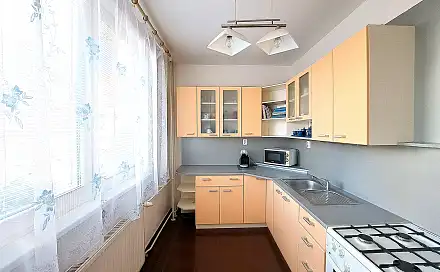 Prodej bytu 3+1 72 m², Česká, Zlín