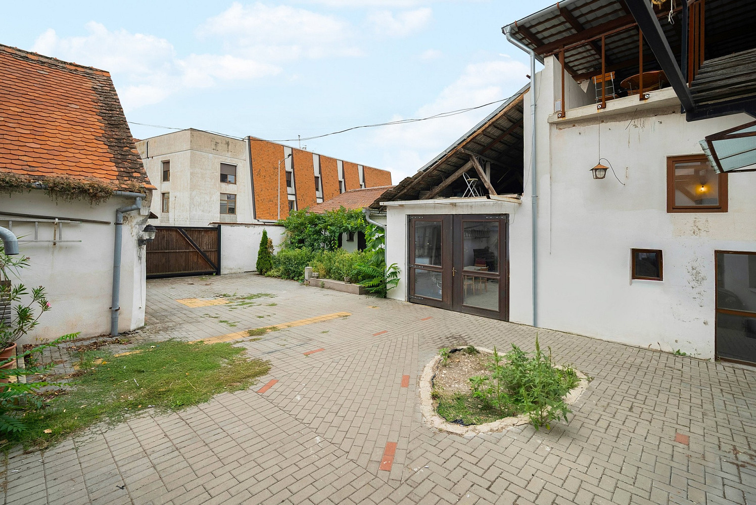 Prodej domu 333 m² s pozemkem 467 m² – fotografie 4