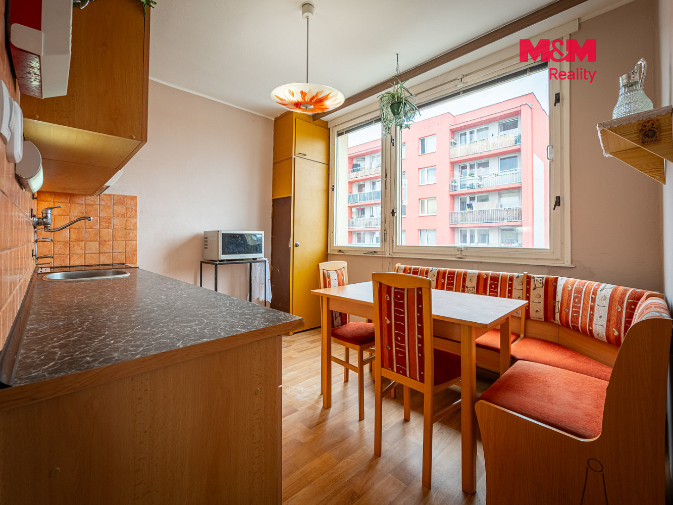 Prodej bytu 2+1 65 m² — photo 2
