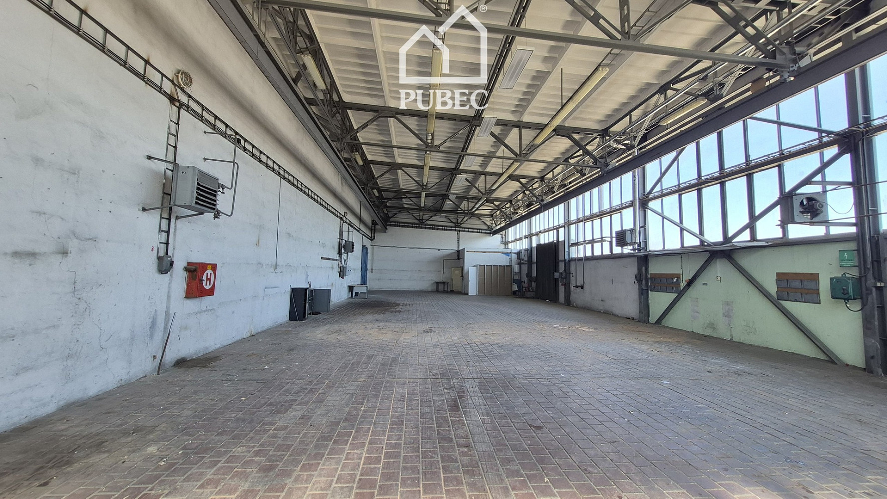Pronájem výrobních prostor 359 m² – fotografie 2