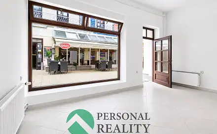 Pronájem obchodních prostor 22 m², Hlavní třída, Mariánské Lázně, okres Cheb