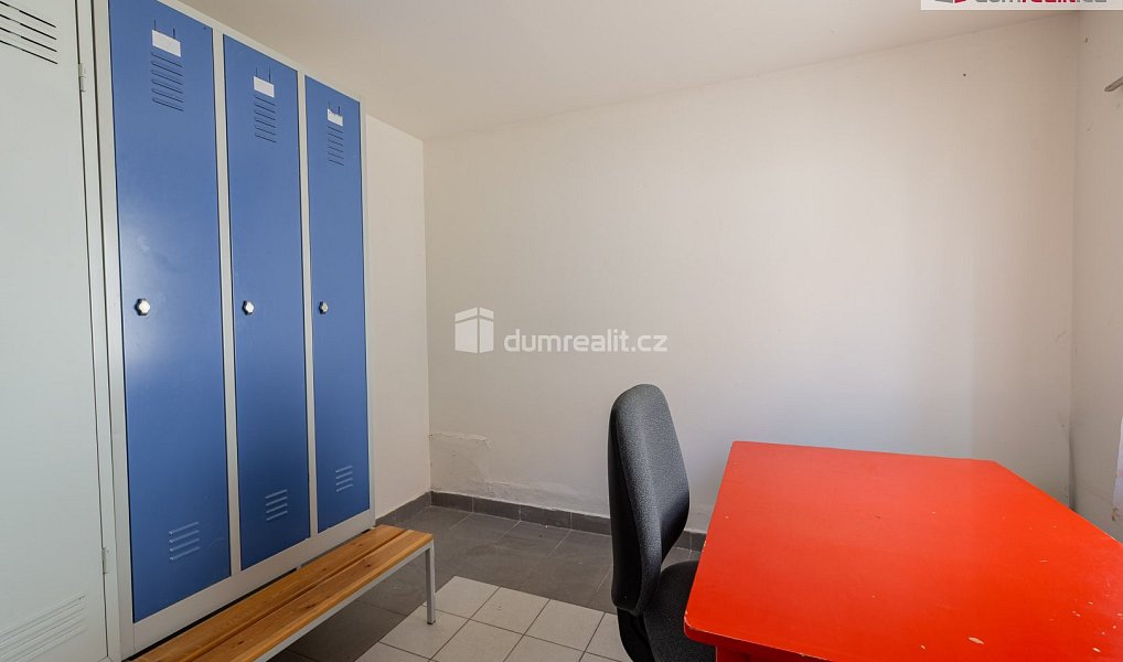Pronájem výrobních prostor 4 300 m², Doksy – náhled fotky 46
