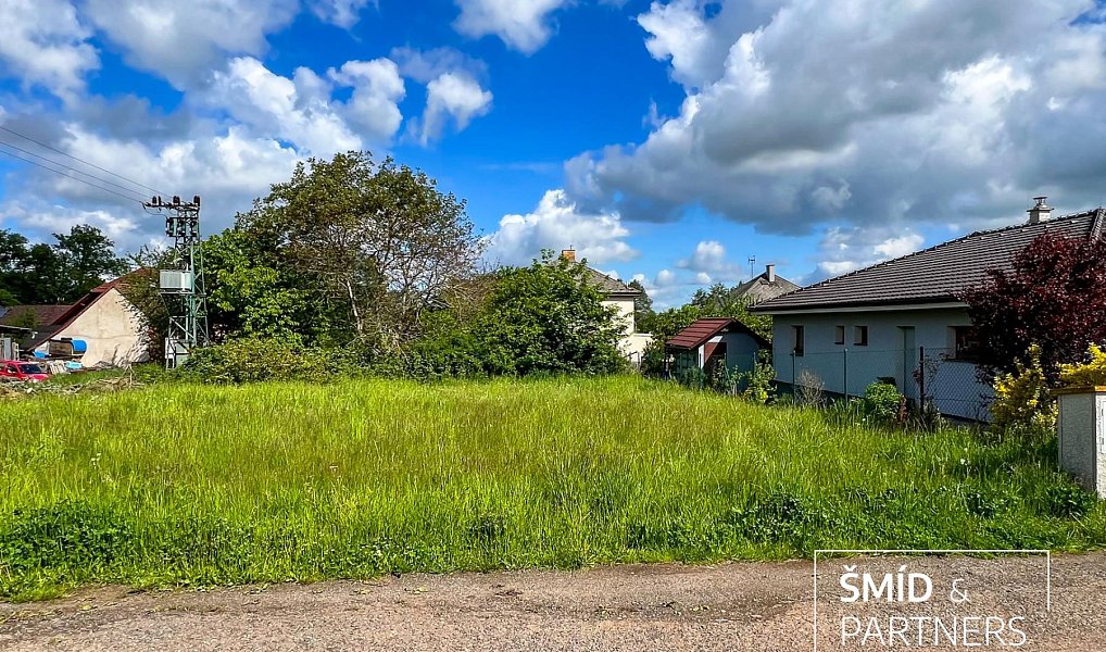 Prodej stavebního pozemku 1 001 m², Uhlířské Janovice – náhled fotky 2