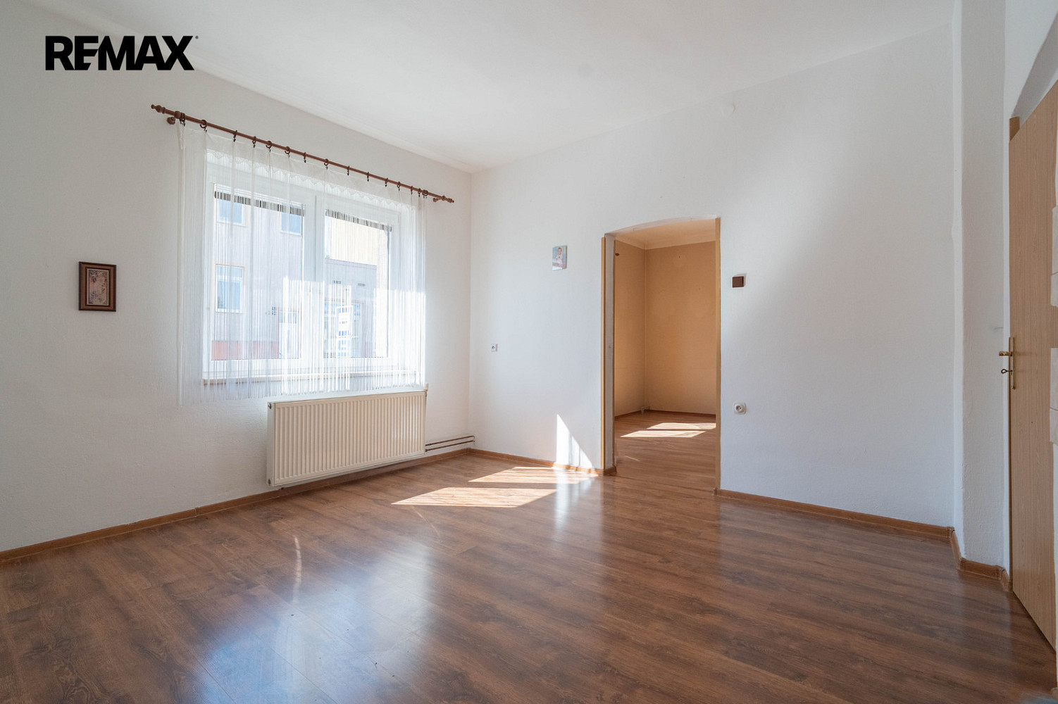 Prodej domu 200 m² s pozemkem 297 m² - Widok 6