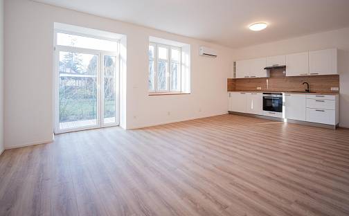 Prodej bytu 2+kk 65 m², Jindřichov, okres Bruntál