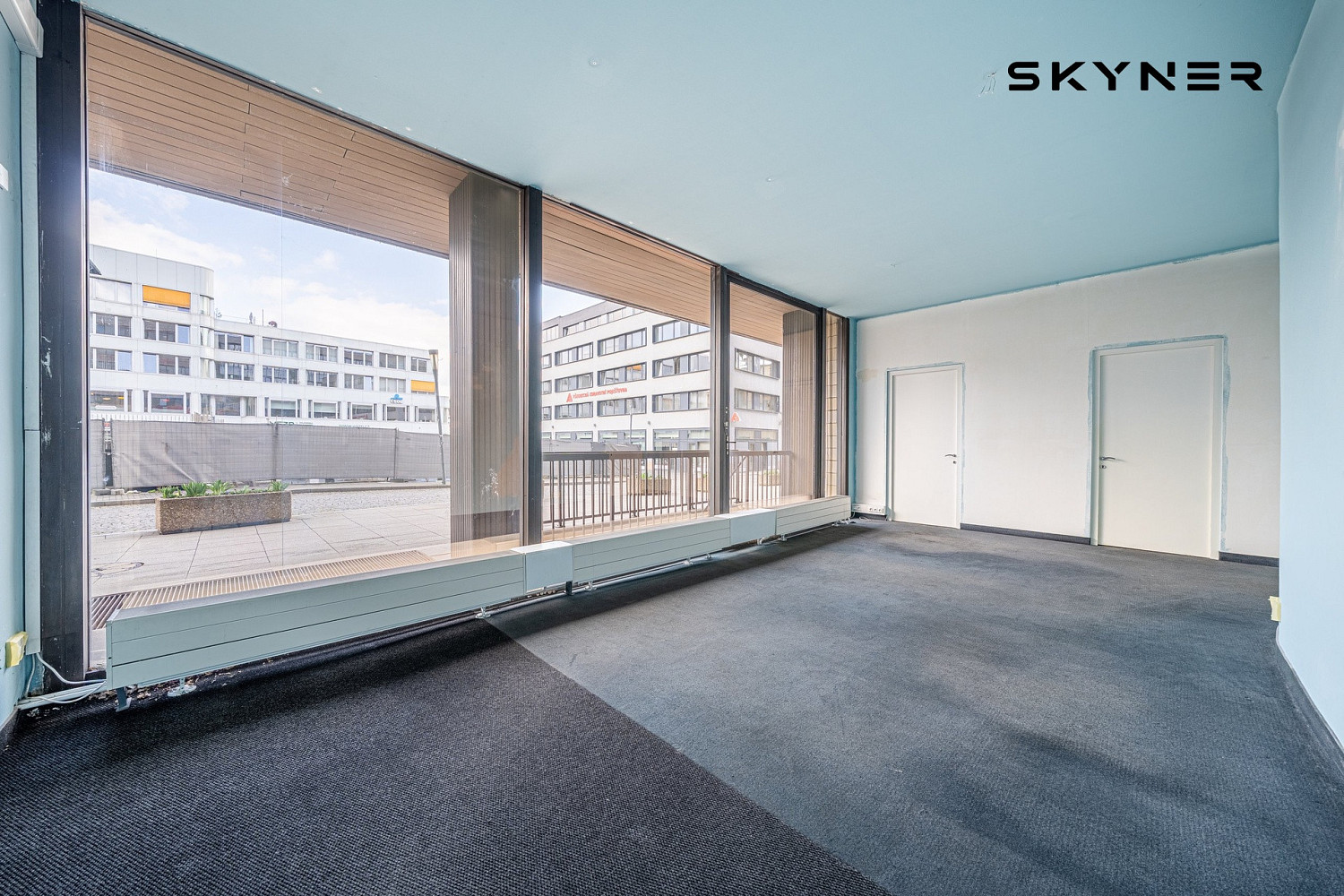 Pronájem kanceláře 87 m² – fotografie 2