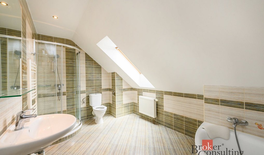 Prodej domu 130 m² s pozemkem 886 m², Dýšina – náhled fotky 12