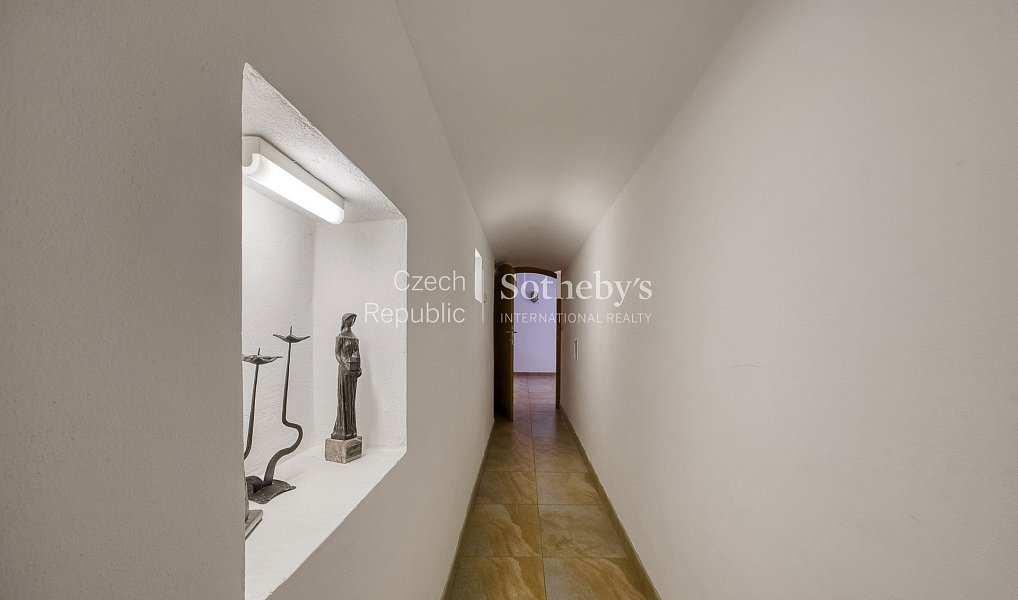 Prodej domu 350 m² s pozemkem 7 500 m², Lozice – náhled fotky 11