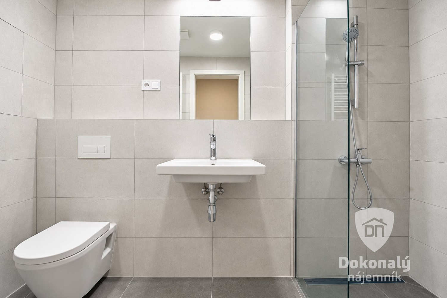 Pronájem bytu 2+kk 48 m² – fotografie 3