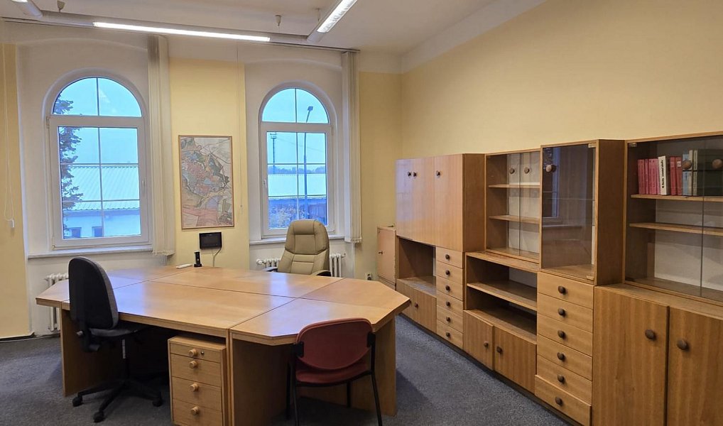 Pronájem kanceláře 140 m², Bílina – náhled fotky 8