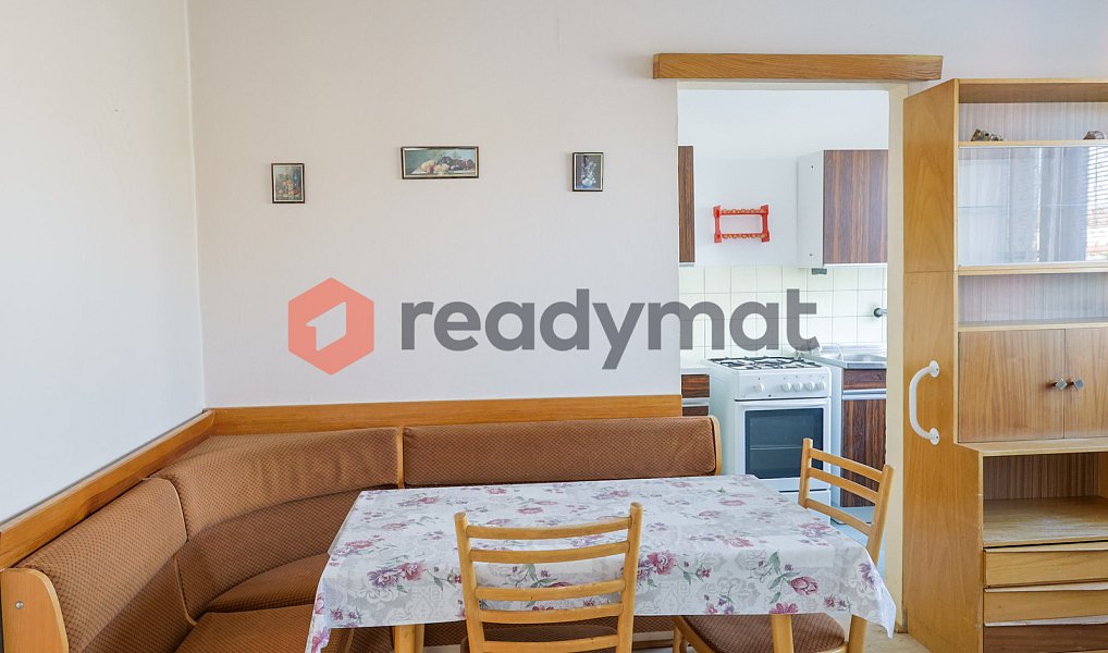 Prodej domu 200 m² s pozemkem 1 110 m², Lužice – náhled fotky 9