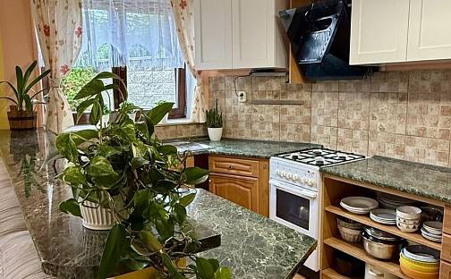 Prodej domu 200 m² s pozemkem 772 m², Jundrovská, Brno - Komín