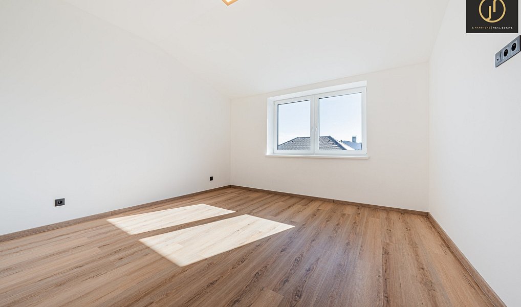 Prodej domu 120 m² s pozemkem 506 m², Kamenné Žehrovice – náhled fotky 21