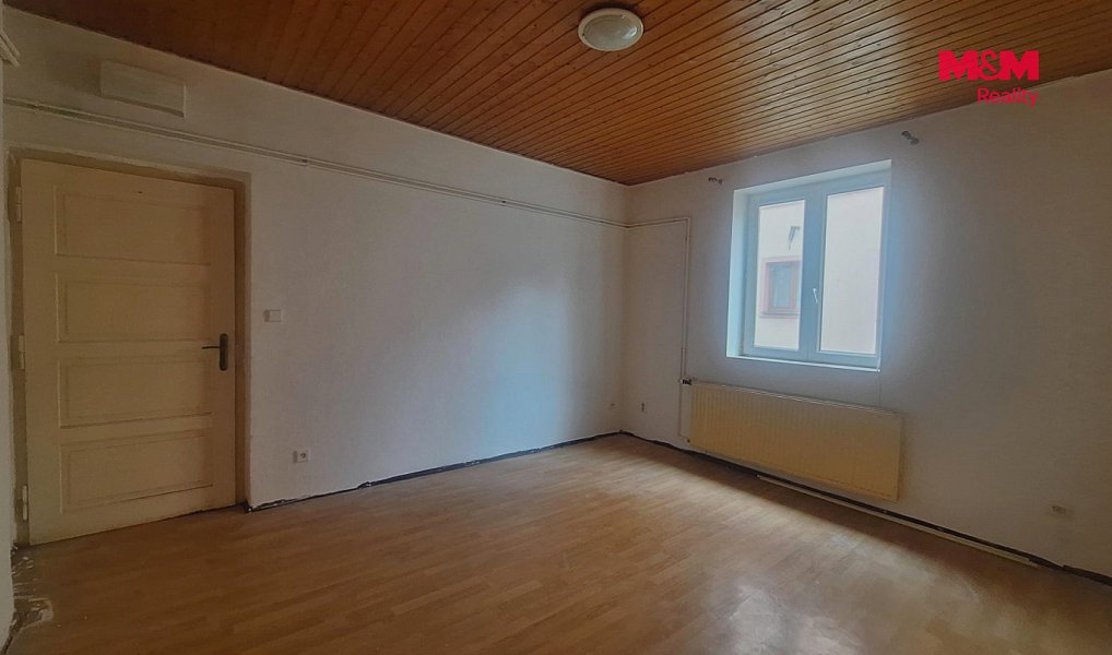 Pronájem bytu 1+kk 21 m², Jaroměř – náhled fotky 2