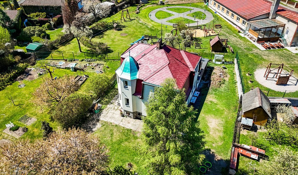 Prodej domu 240 m² s pozemkem 1 897 m², Podlesí – náhled fotky 28