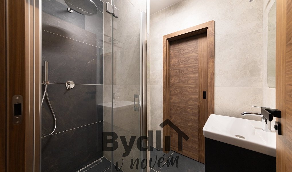 Prodej domu 192 m² s pozemkem 959 m², Zastávka – náhled fotky 26