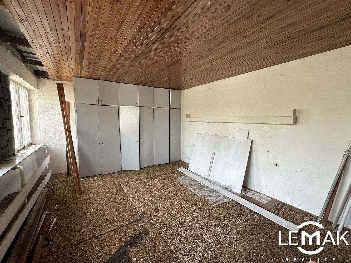 Prodej domu 210 m² s pozemkem 905 m² - Mehr