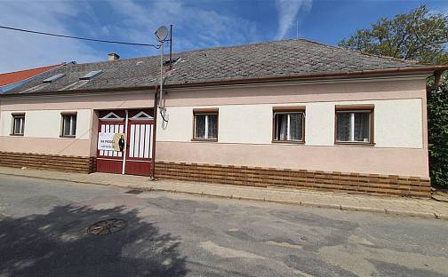 Prodej domu 850 m² s pozemkem 1 100 m², Lančov, okres Znojmo
