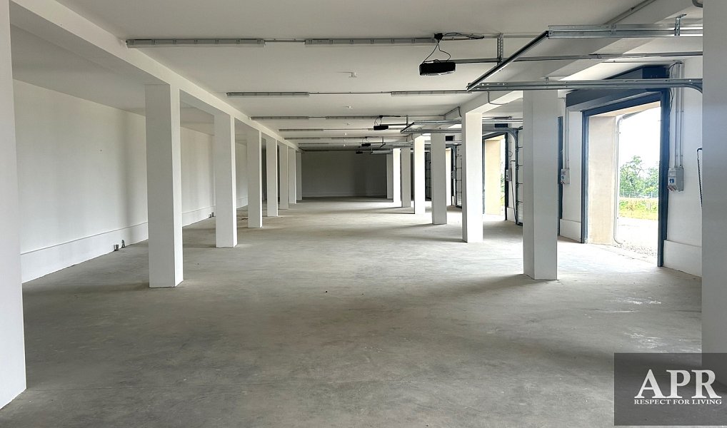 Pronájem garážových boxů Újezdec u Osvětiman, Újezdec – náhled fotky 2