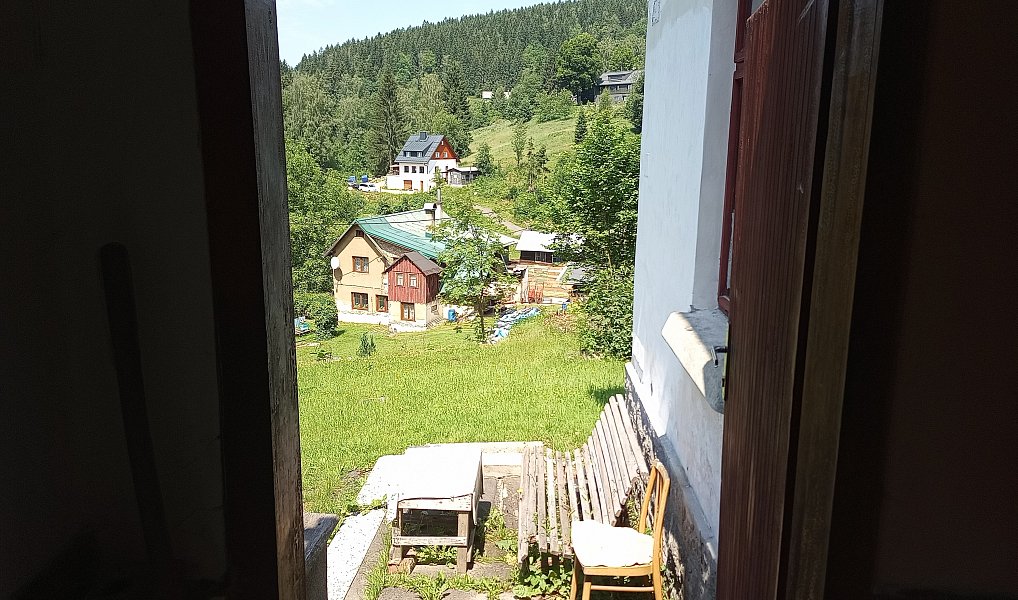 Prodej domu 200 m² s pozemkem 1 072 m², Albrechtice v Jizerských horách – náhled fotky 12