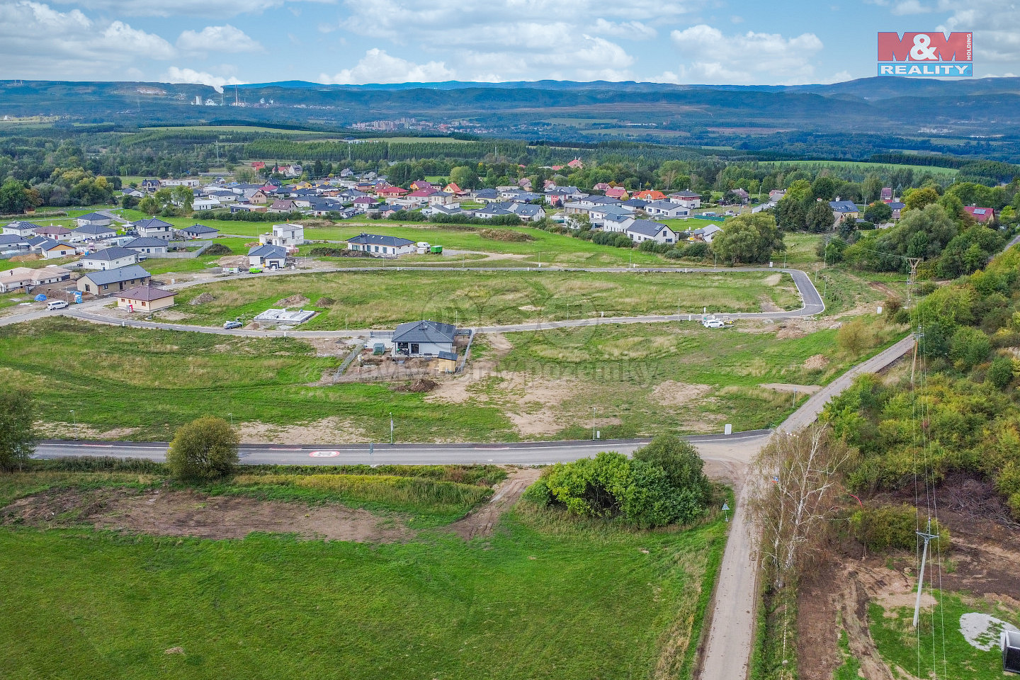 Prodej stavebního pozemku 1 244 m² – fotografie 3