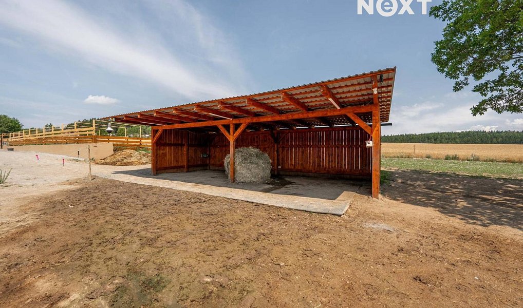 Prodej ubytovacího objektu 550 m², Všemyslice – náhled fotky 12
