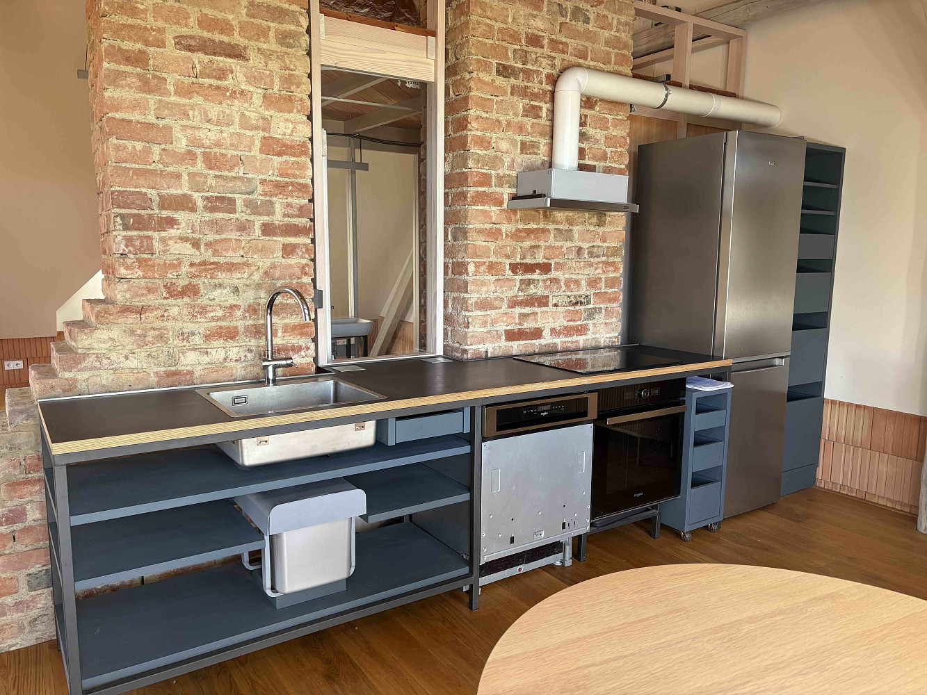 Pronájem bytu 3+kk 84 m² – pohled 3