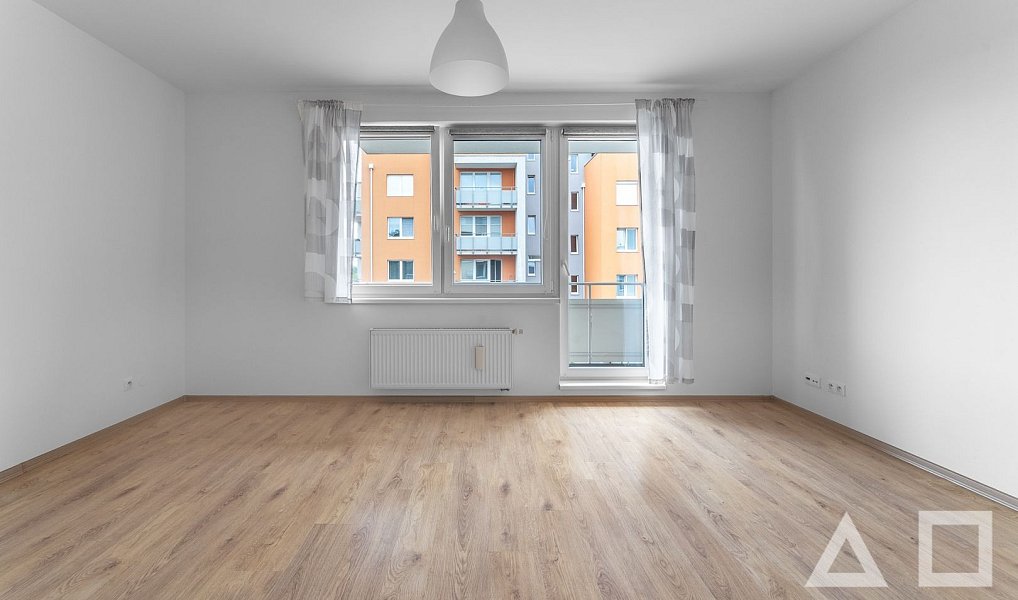 Prodej bytu 1+kk 35 m², Praha – náhled fotky 7