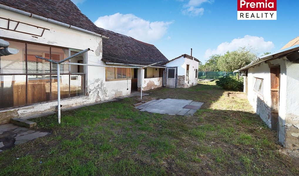 Prodej domu 230 m² s pozemkem 833 m², Strachotice – náhled fotky 15