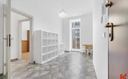 Prodej bytu 1+1 31 m², Umělecká, Praha 7 - Holešovice