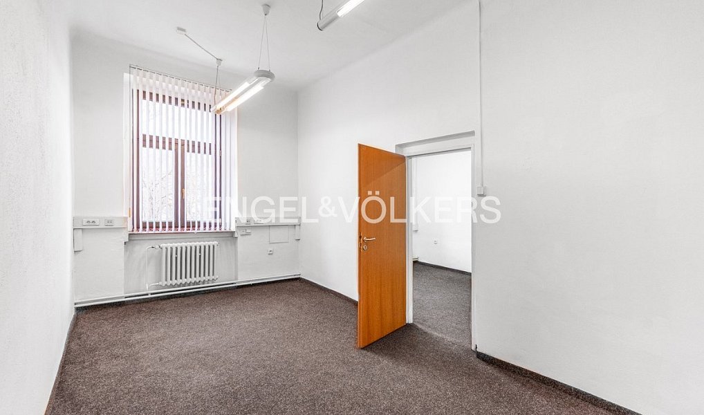 Pronájem kanceláře 32 m², Praha – náhled fotky 3