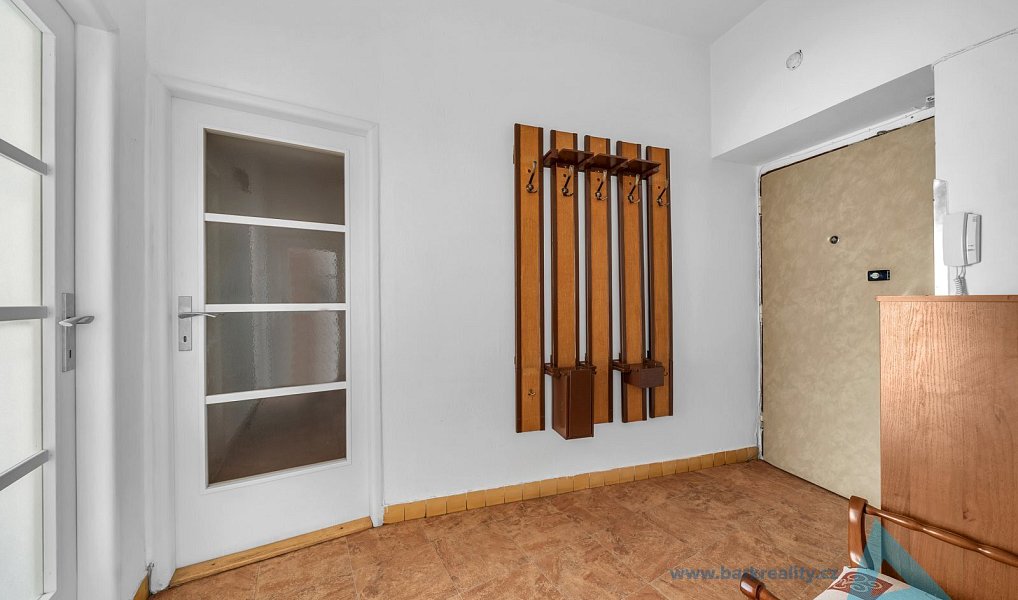 Prodej bytu 2+1 70 m², Praha – náhled fotky 18