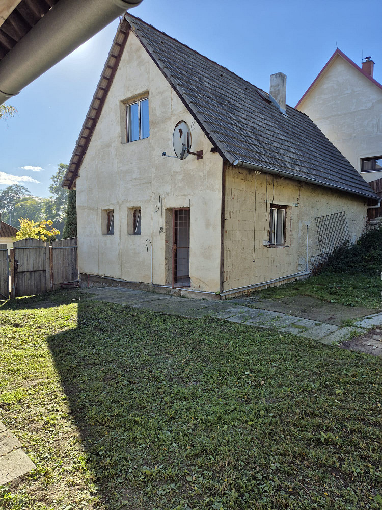 Prodej domu 120 m² s pozemkem 335 m²