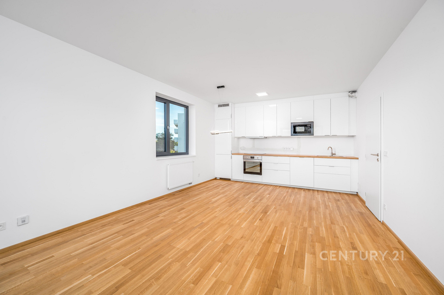Pronájem bytu 2+kk 54 m² – fotografie 2