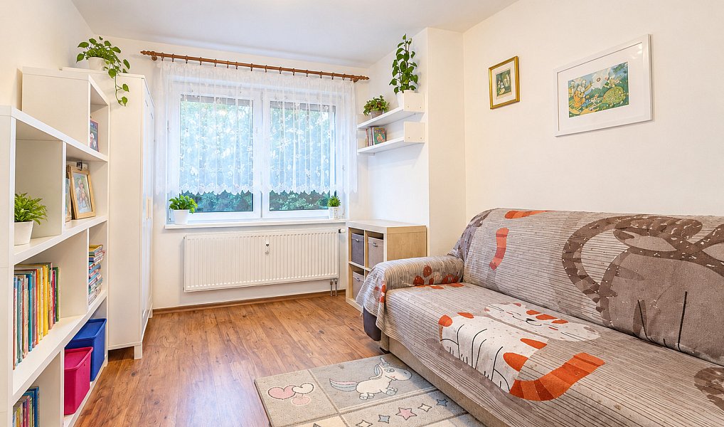 Prodej bytu 3+1 55 m², Milovice – náhled fotky 2