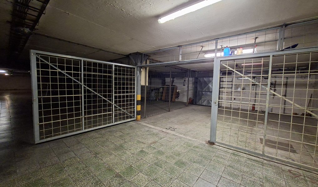 Pronájem garážového stání, 16m2 - ul. Ke Strašnické, Praha 10, Praha – náhled fotky 8