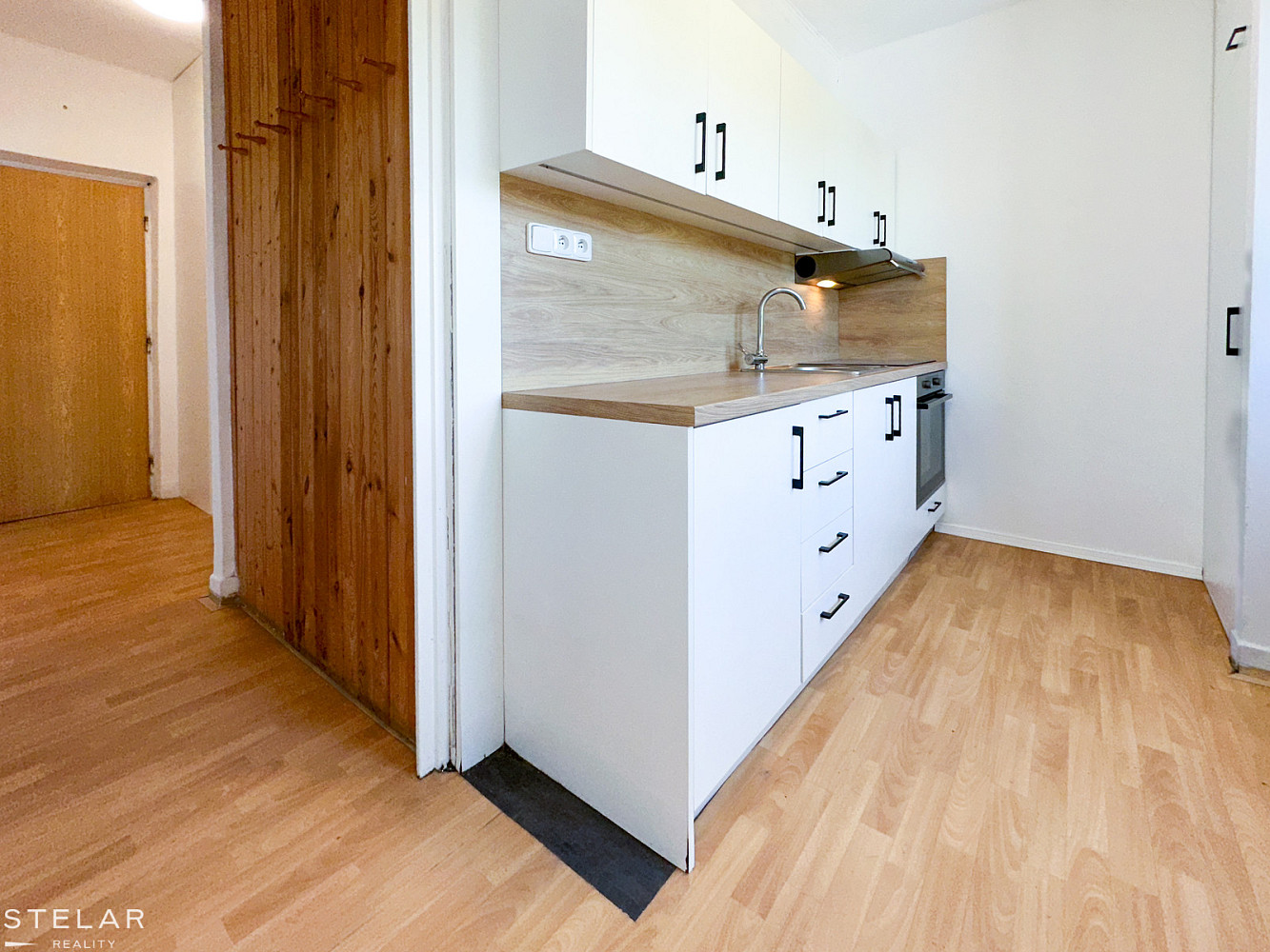 Pronájem bytu 2+1 55 m² – pohled 2