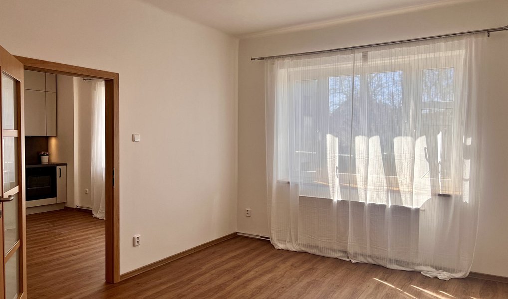 Pronájem bytu 2+kk 51 m², Čelákovice – náhled fotky 5