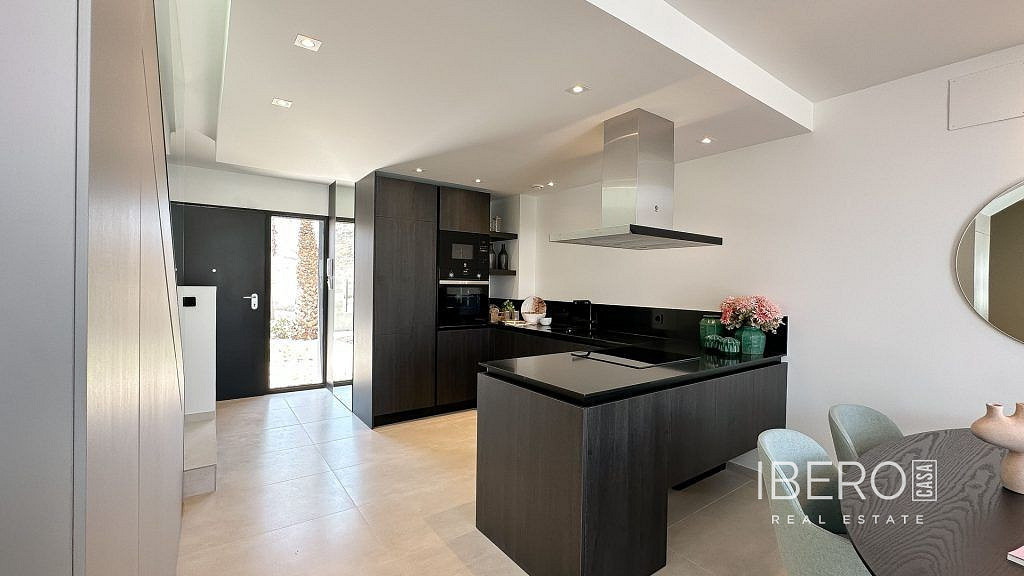 Prodej domu 108 m² s pozemkem 294 m² — photo 3