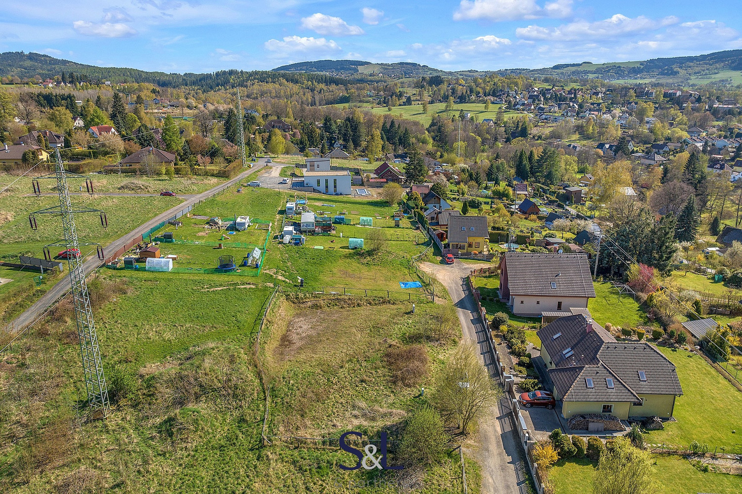 Prodej stavebního pozemku 500 m² - Widok 2