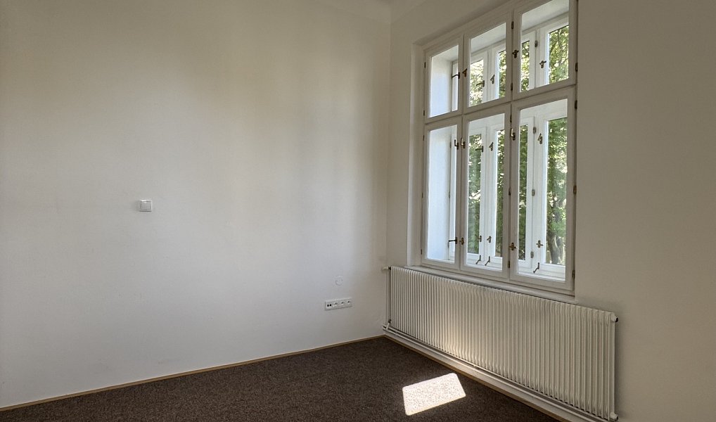 Pronájem kanceláře 14 m², Kladno – náhled fotky 7