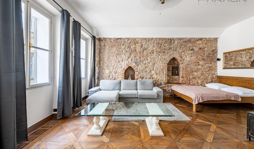 Prodej bytu 2+1 79 m², Praha – náhled fotky 3