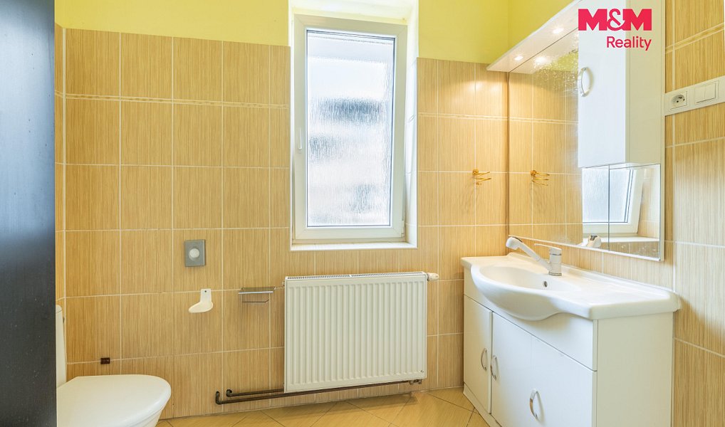 Prodej domu 180 m² s pozemkem 417 m², Kladno – náhled fotky 8