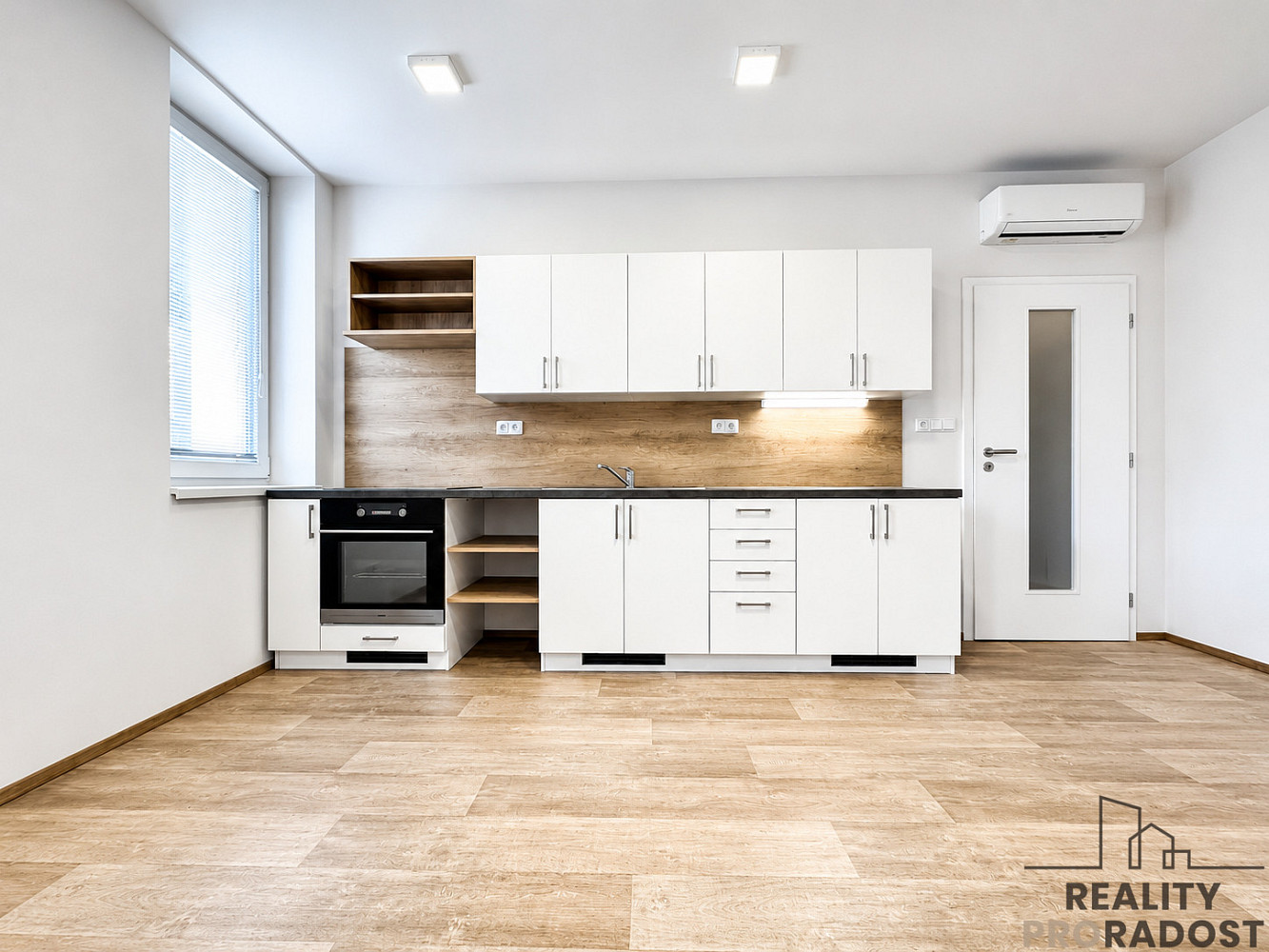 Pronájem bytu 2+kk 52 m²