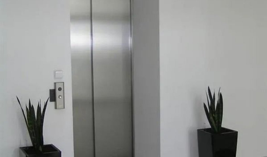 Pronájem kanceláře 31 m², Praha – náhled fotky 4
