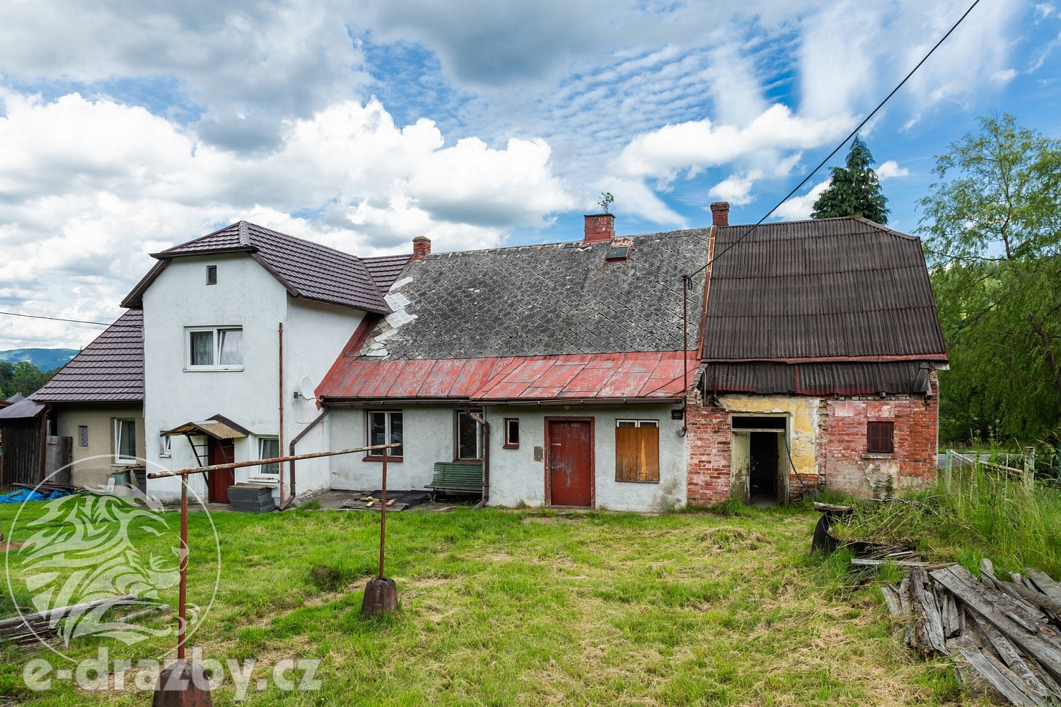 Dražba domu 180 m² s pozemkem 1 055 m²