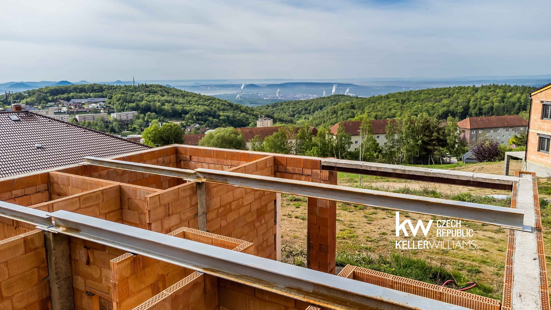 Prodej stavebního pozemku 1 731 m² – fotografie 3