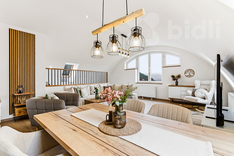 Prodej domu 281 m² s pozemkem 1 097 m² – fotografie 2