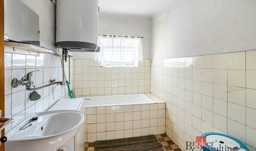 Prodej domu 202 m² s pozemkem 8 214 m², Dívčice – náhled fotky 14