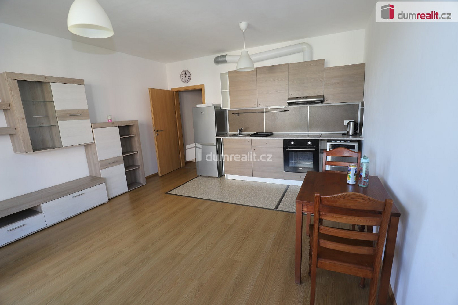 Pronájem bytu 1+kk 42 m² — photo 2